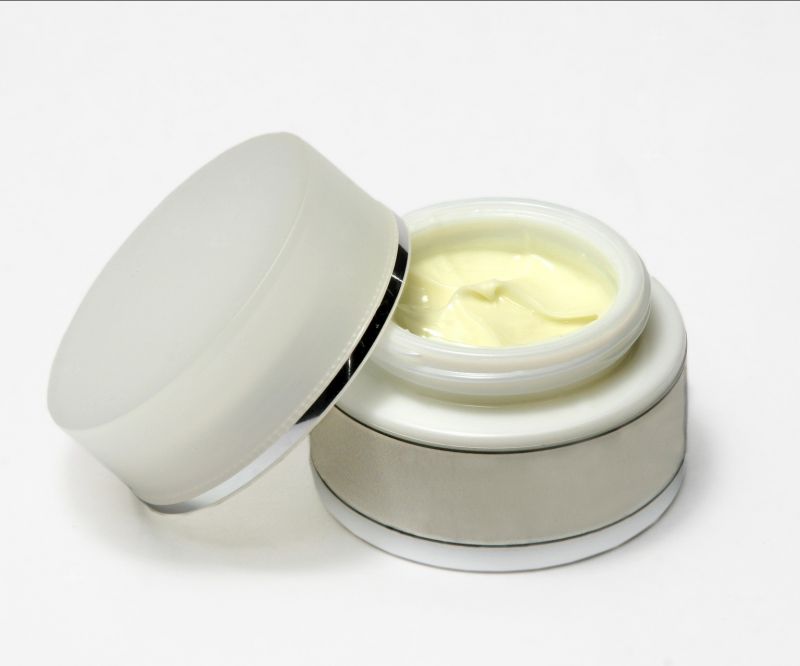 Salute e bellezza, è online il risparmio per creme e sieri!